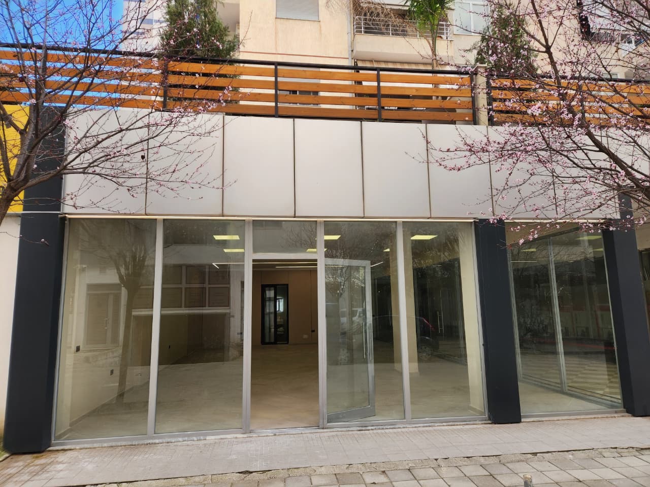 Unit for sale near Main Boulevard, Vlore