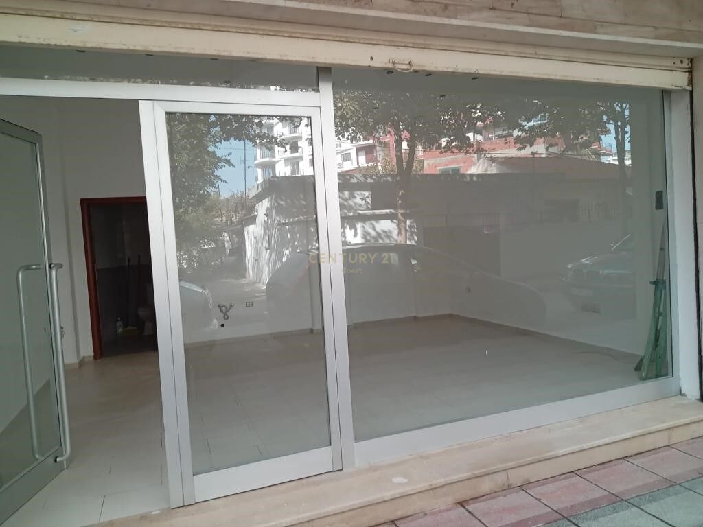 BUSINESS UNIT OFFICE NEAR OSSHE - ON THE SCAFFOLD, VLORE