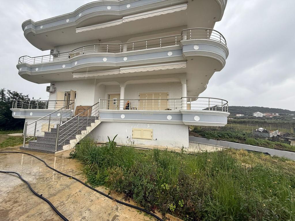 VILLA FOR RENT - 15 MINUTES FROM VLORA