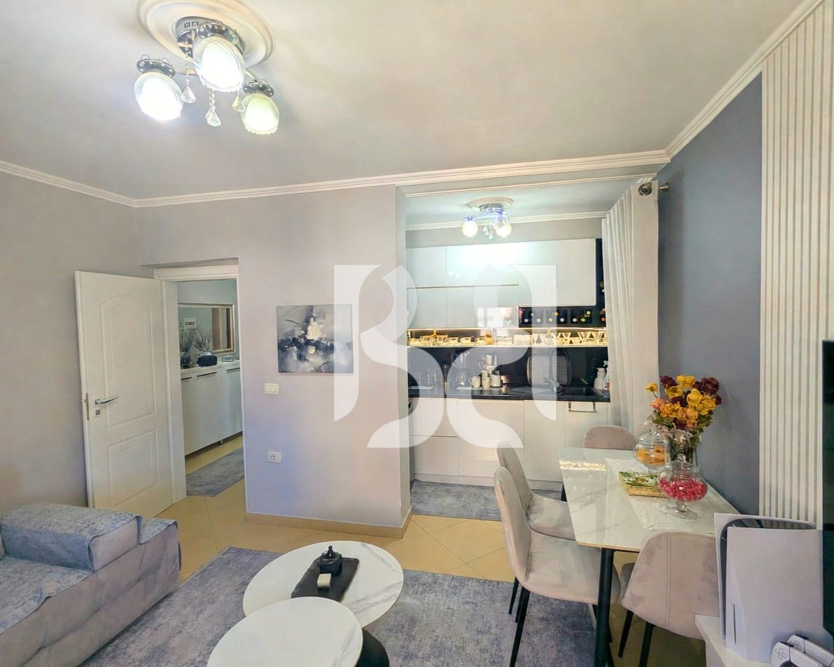 APARTMENT FOR SALE 1+1 IN VLORE, CENTRAL ZONE