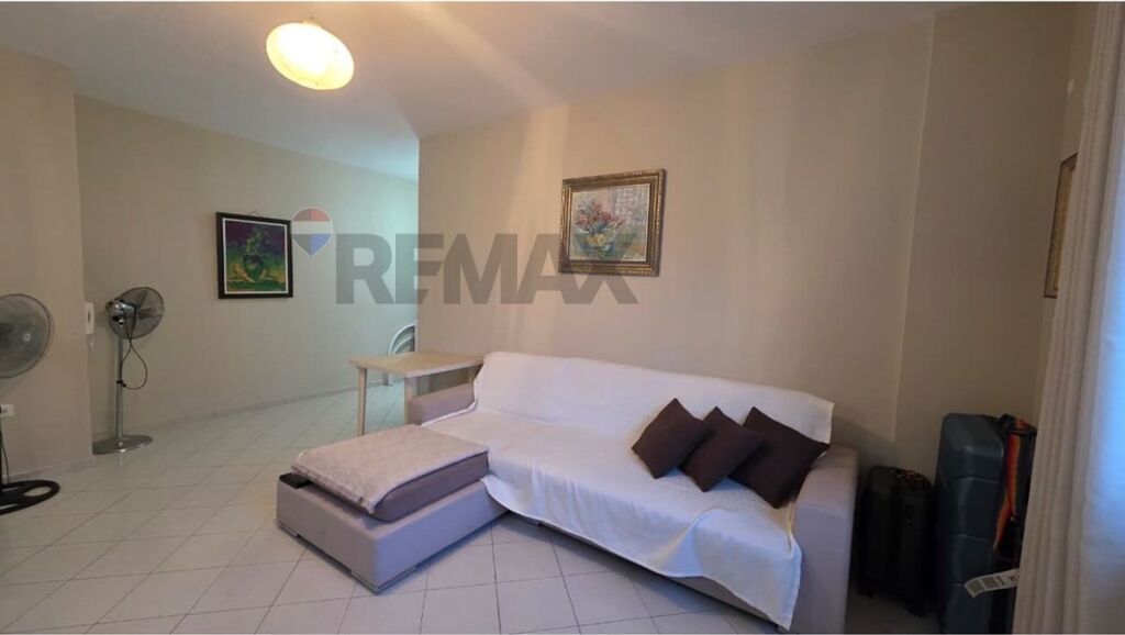 🏡 1+1 APARTMENT FOR RENT UJI I FTOHTË, VLORË