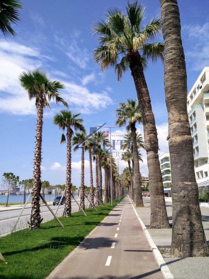 Vlorë, 1+1 apartment for sale