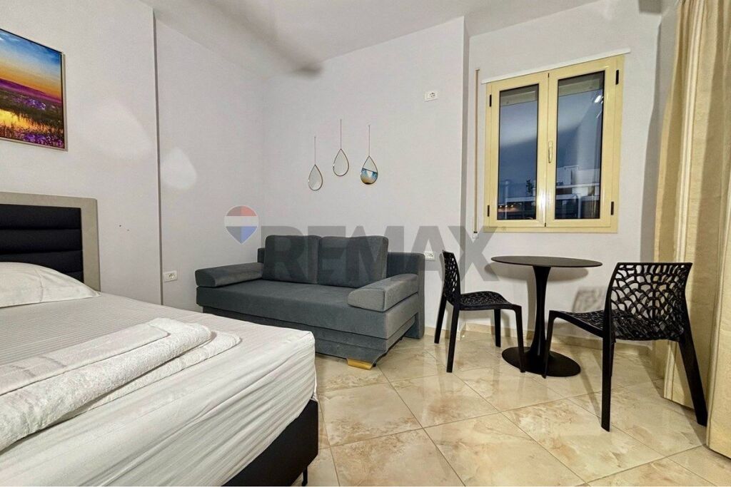 🏡 STUDIO APARTMENT FOR RENT – LUNGOMARE, VLORË