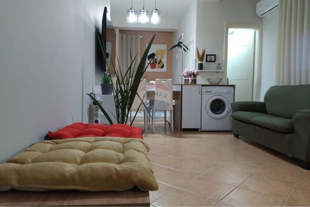 🏠 Studio for Rent – Sulejman Delvina Street, Vlorë