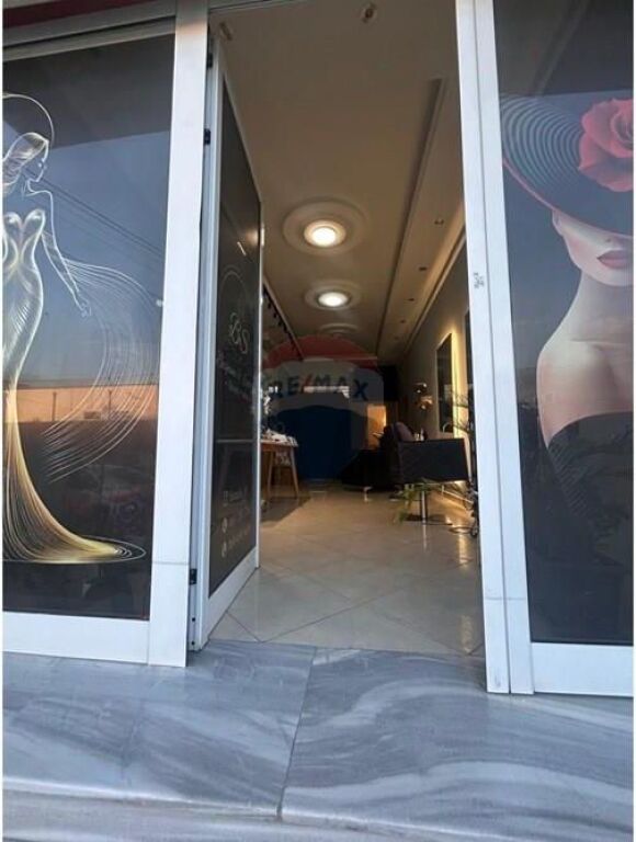 🏢 Shop for Sale – Near Hospital, Ali Demi Street, Vlorë