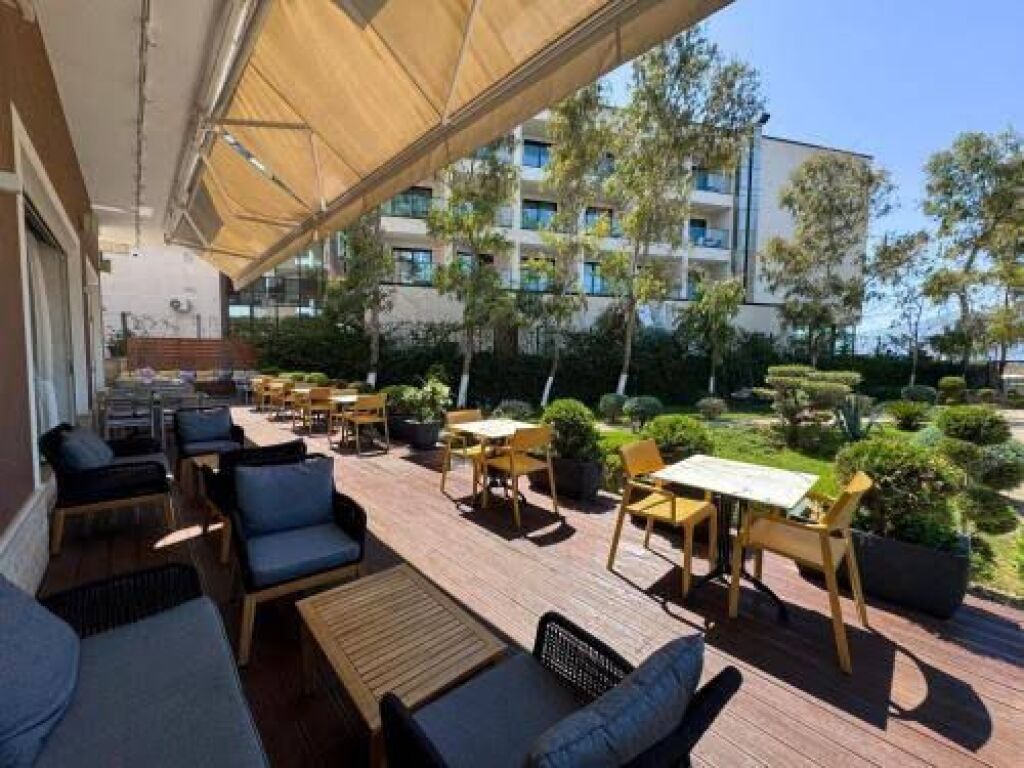 FOR SALE, HOTEL, RADHIMË, YACHT PORT, VLORË (530581007-206)