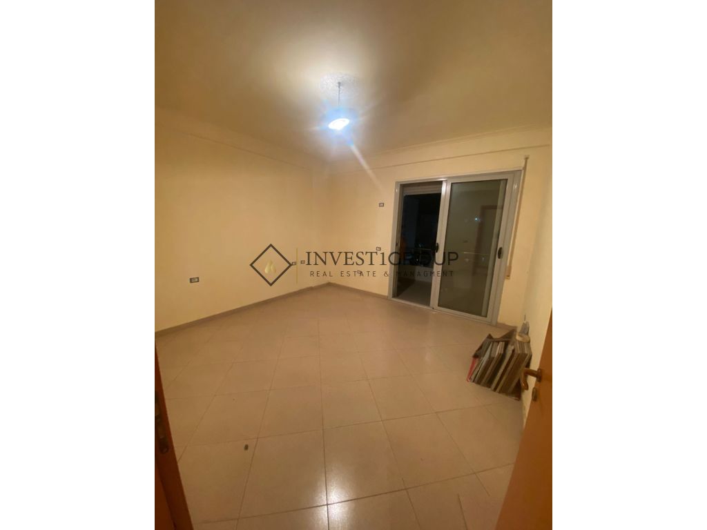 Apartament 2+1 prane portit- Vlore