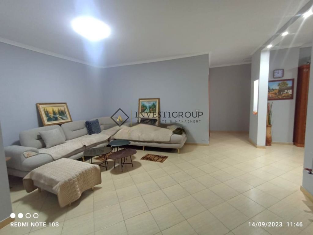 Apartament 2+2 Për Shitje në Shkollën e Muzikës, Vlorë