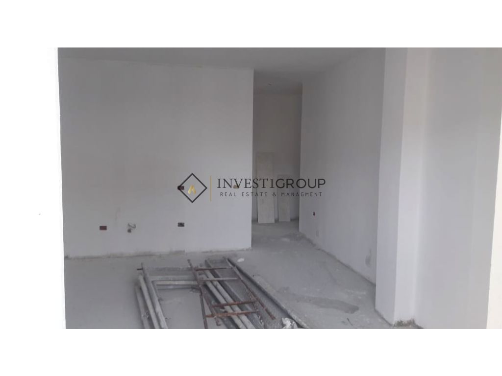 Apartament 1+1 Për Shitje në Lungomare, Vlorë
